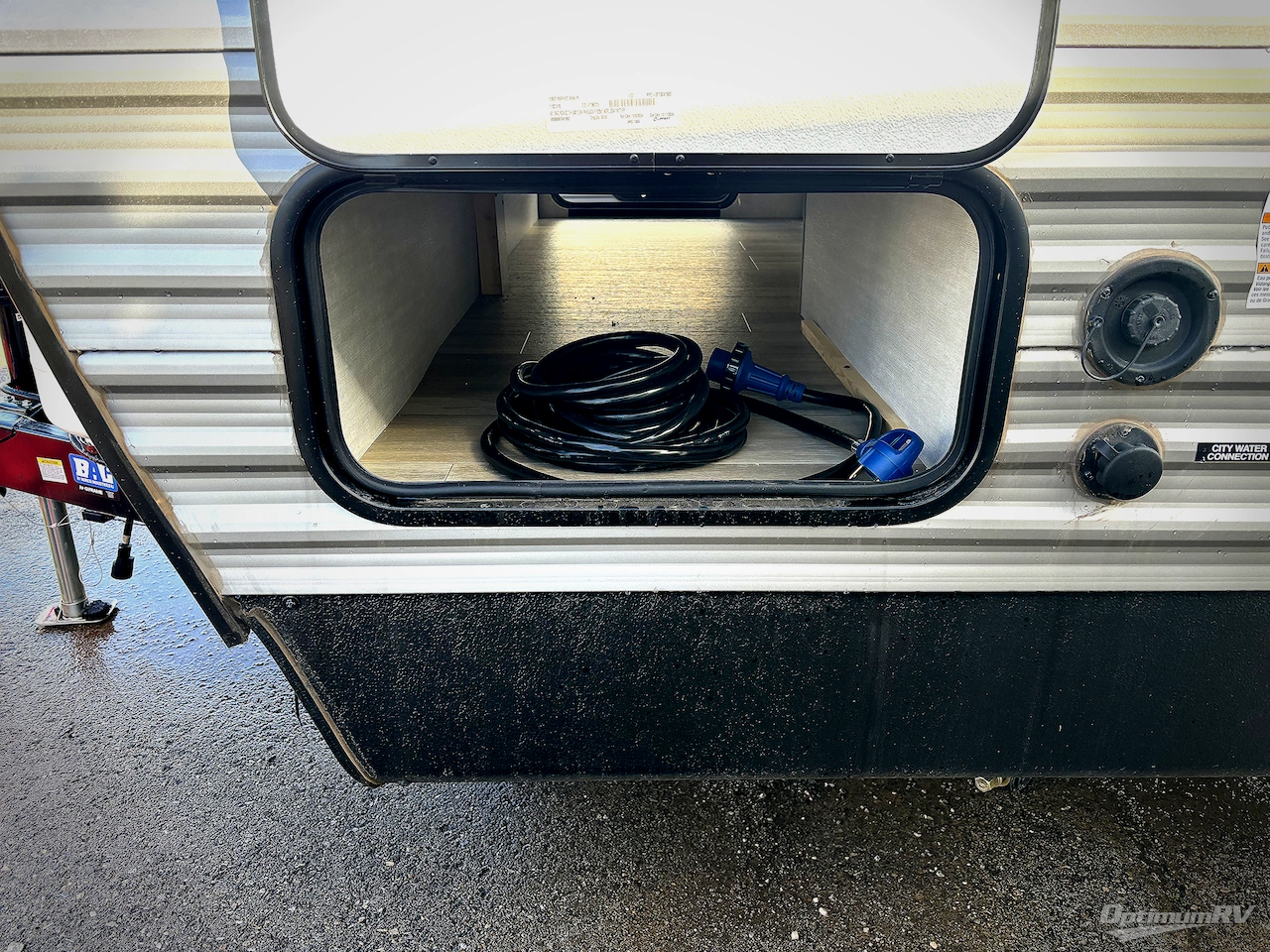 2025 Coachmen Clipper 5K Series 25QBH Photo 15