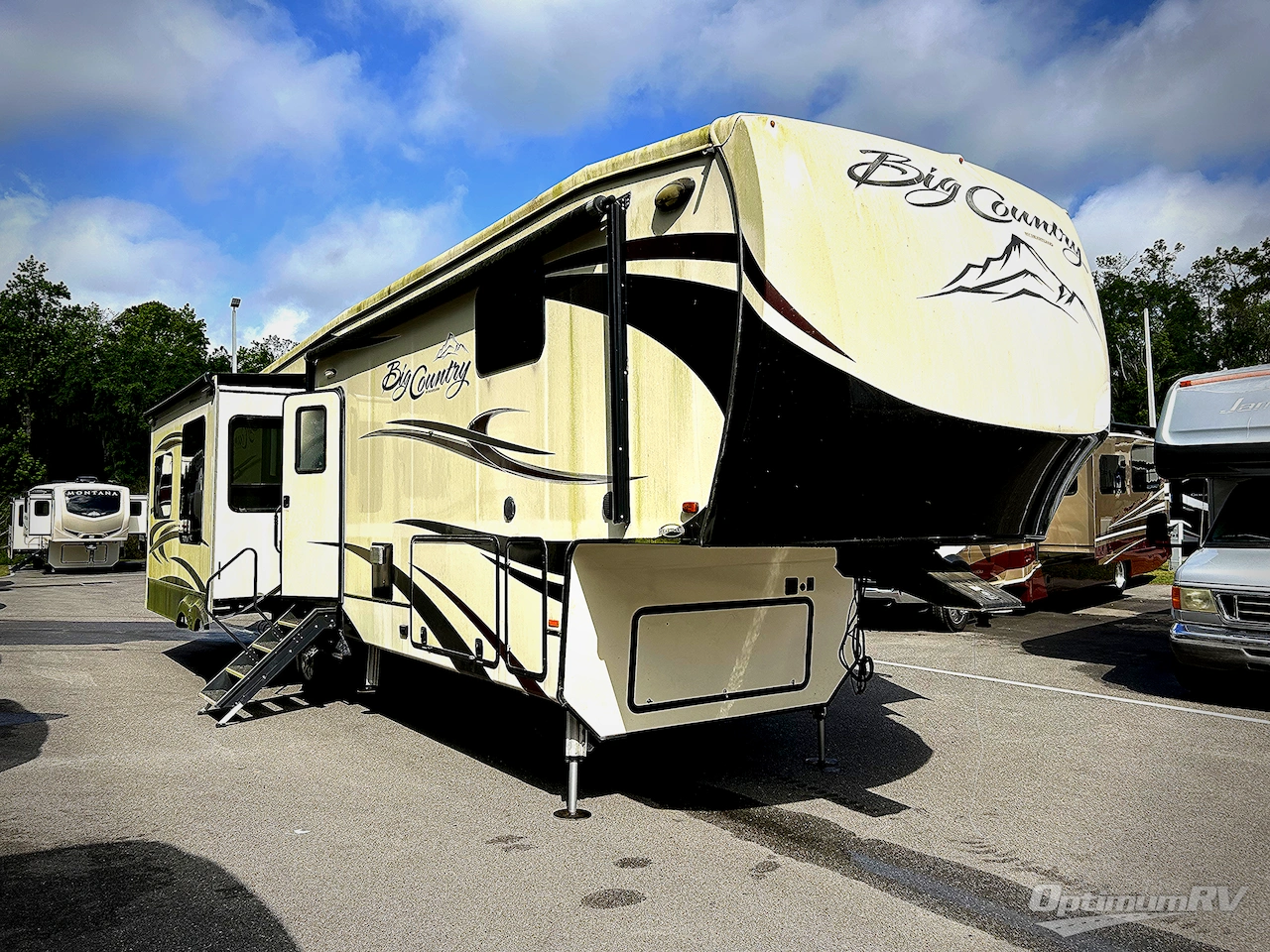 2017 Heartland Big Country 3560SS Photo 1