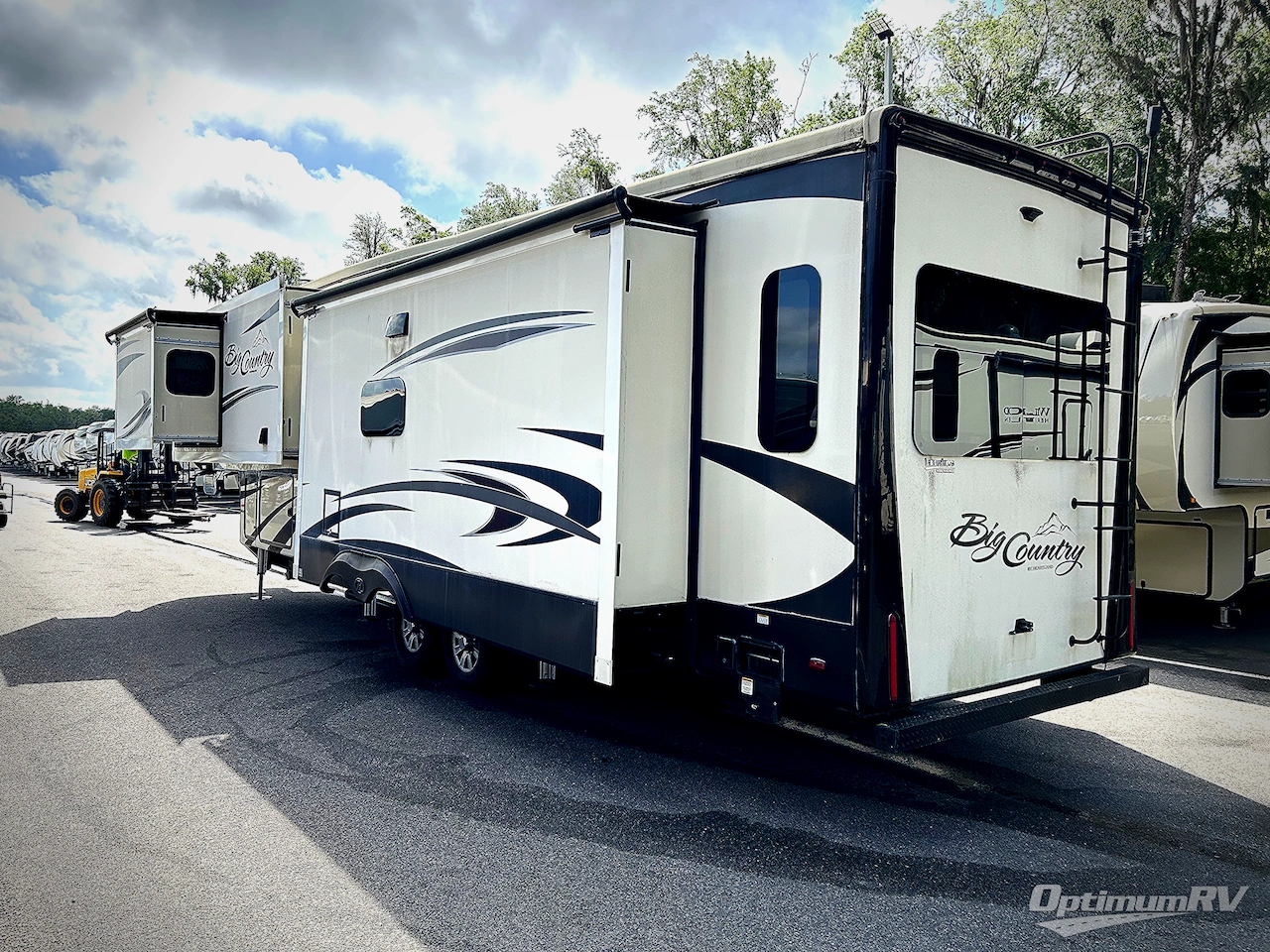 2017 Heartland Big Country 3560SS Photo 3