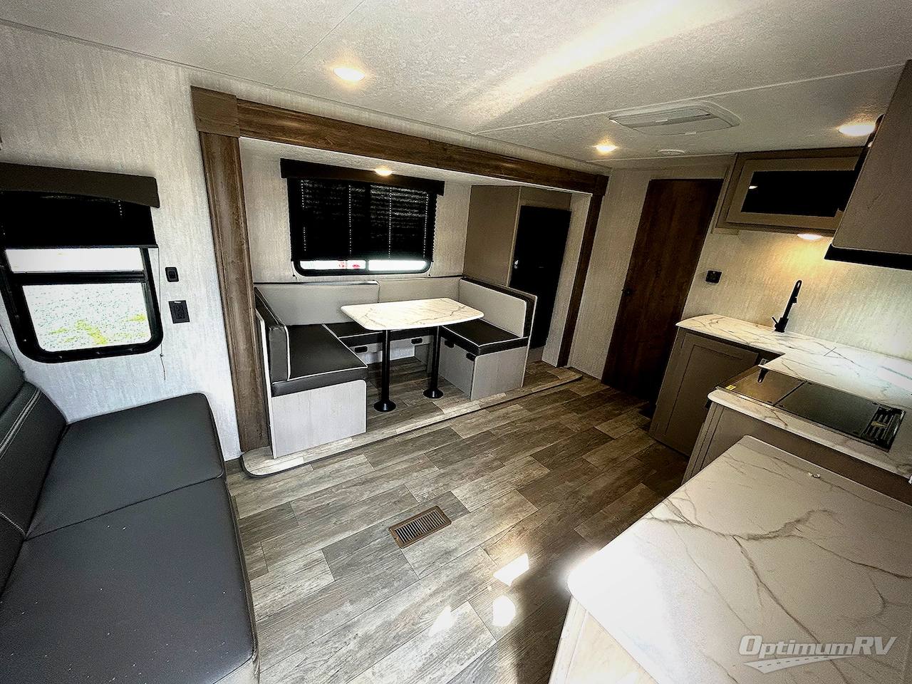 2025 Viking Viking 6K Series 262BHS Photo 4