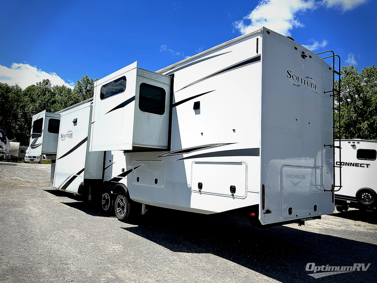 2024 Grand Design Solitude 380FL Photo 3