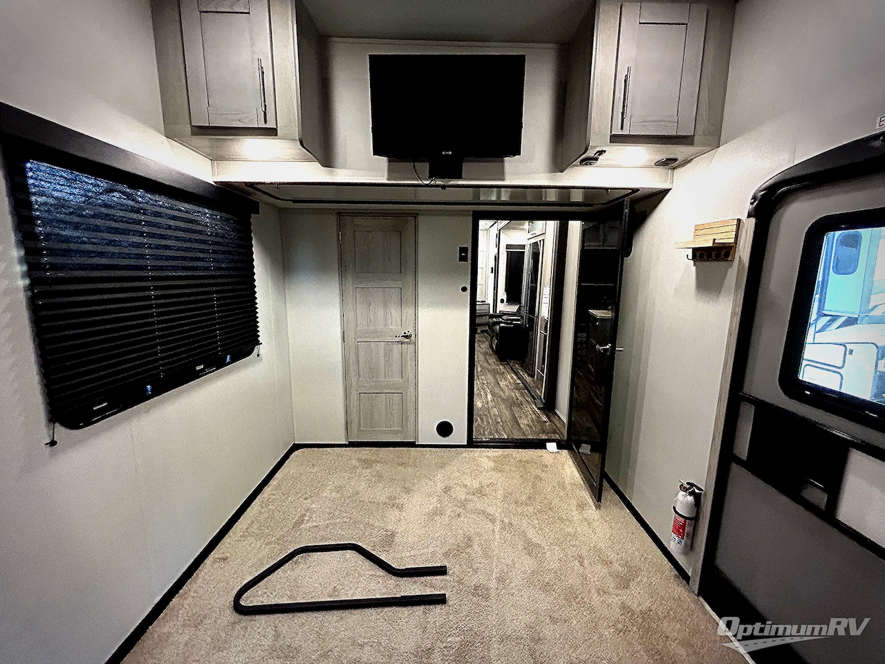 2023 Keystone Fuzion 430 Photo 18