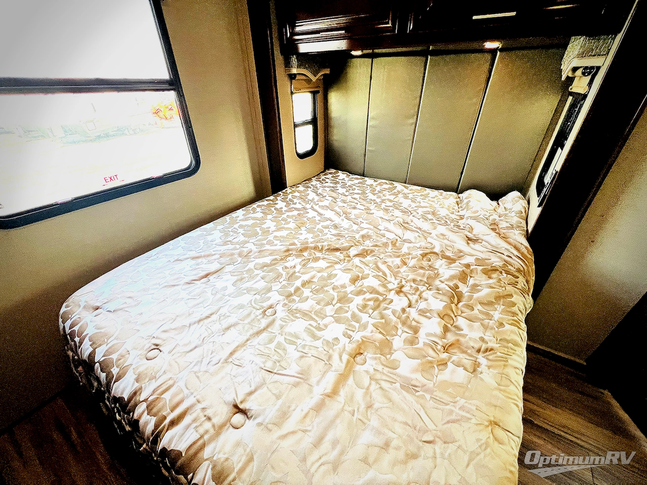 2018 Forest River Georgetown XL 377TS Photo 25