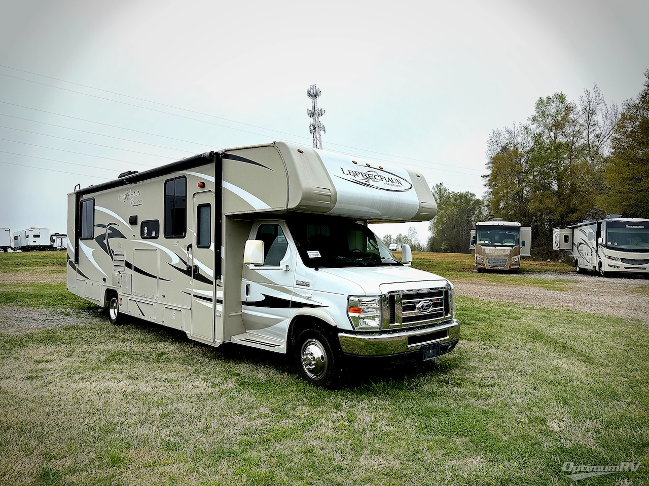 2014 Coachmen Leprechaun 319DS Ford 450 Photo 1