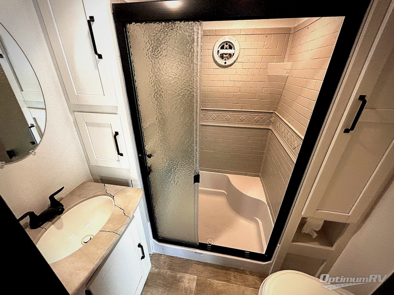 2025 Palomino Puma Destination 403LFT Photo 16