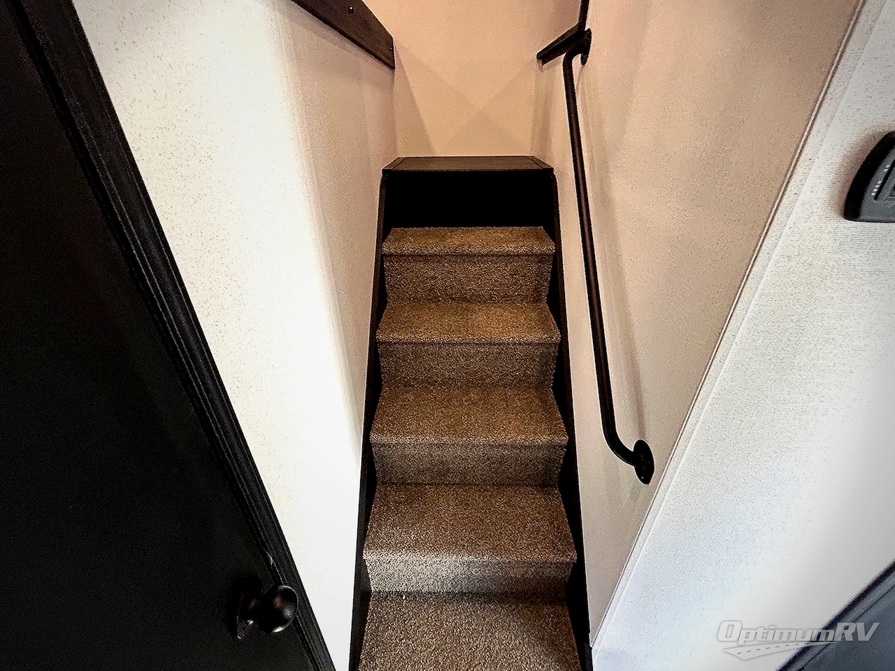 2025 Palomino Puma Destination 403LFT Photo 17