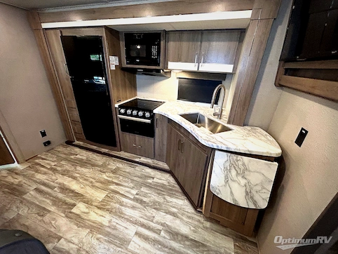 2022 Grand Design Imagine XLS 23BHE RV Photo 3