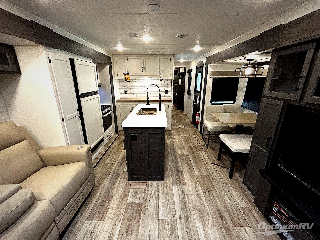 2025 Venture SportTrek Touring Edition STT343VIK Photo 4