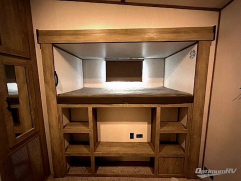 2022 Forest River Wildwood Heritage Glen 356QB RV Photo 4