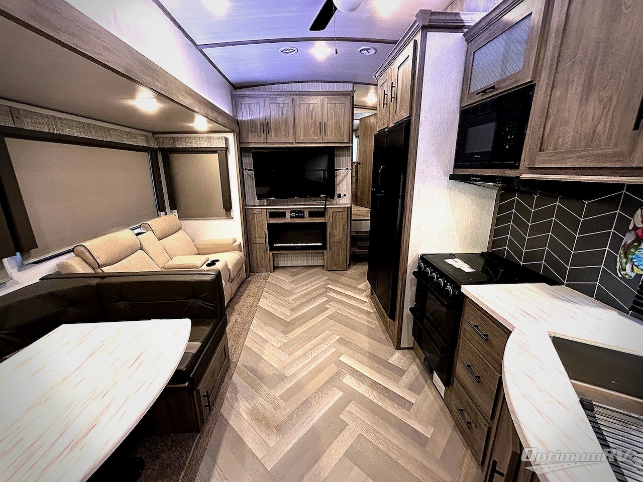 2022 Forest River Wildwood Heritage Glen 356QB Photo 5