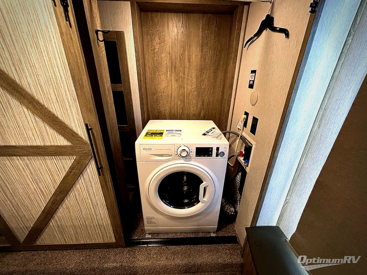 2022 Forest River Wildwood Heritage Glen 356QB Photo 11