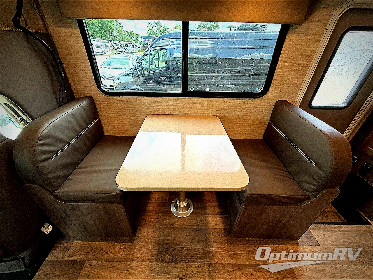 2022 Winnebago Spirit 26T Photo 8