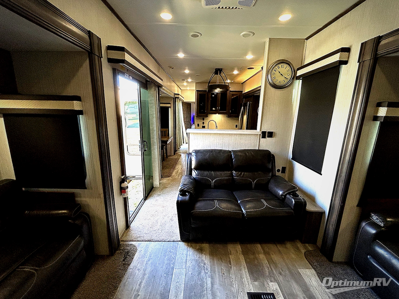 2021 Forest River Sandpiper Destination Trailers 420FL Photo 2