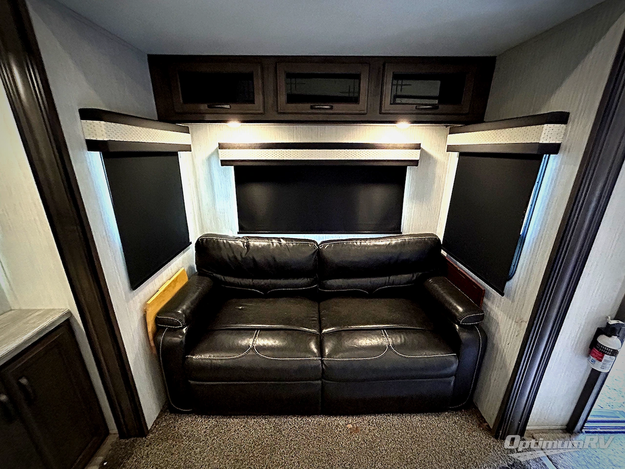 2021 Forest River Sandpiper Destination Trailers 420FL Photo 6