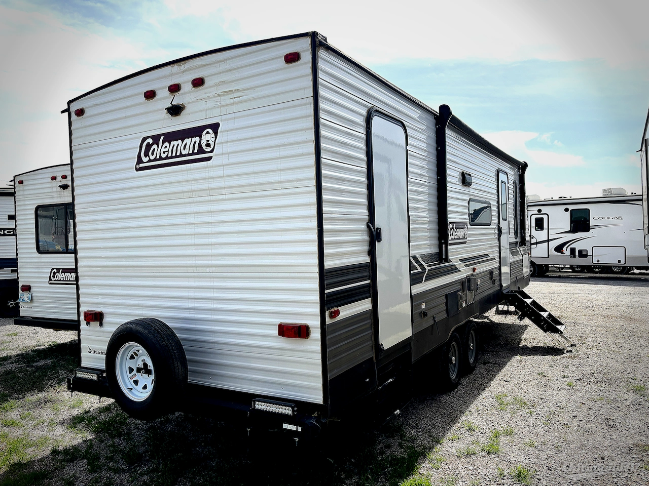 2022 Dutchmen Coleman Lantern Series 263BH Photo 2