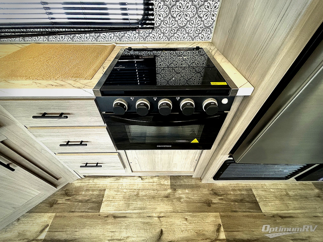 2022 Dutchmen Coleman Lantern Series 263BH Photo 8