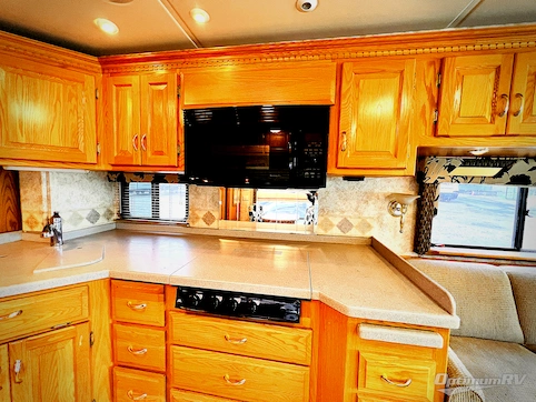 2004 Newmar Dutch Star 4010 RV Photo 4