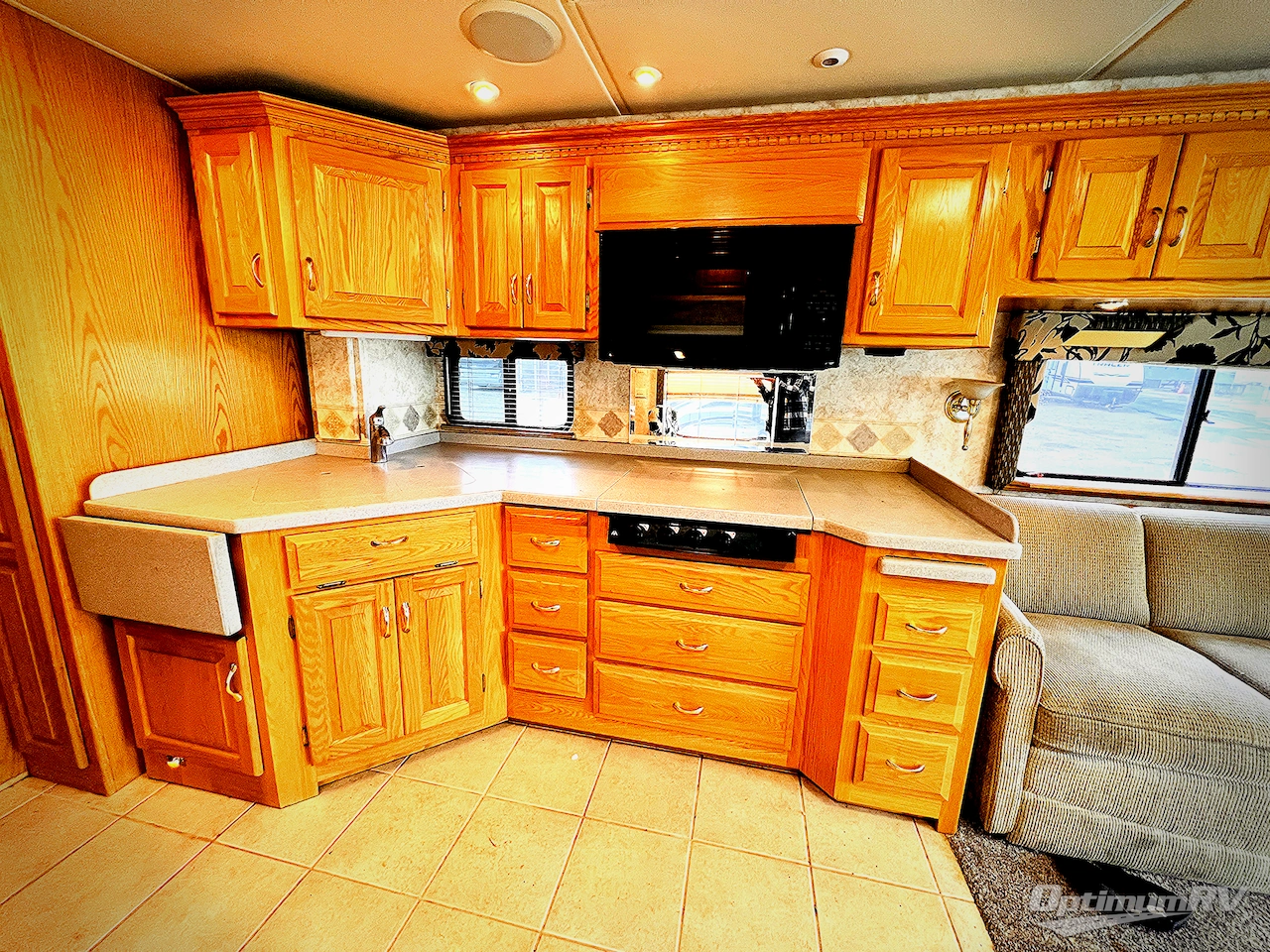 2004 Newmar Dutch Star 4010 Photo 10