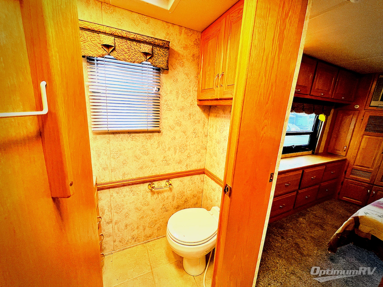 2004 Newmar Dutch Star 4010 Photo 22
