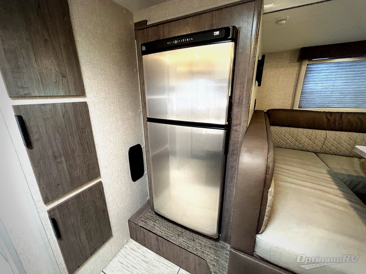 2025 Lance Lance Travel Trailers 2255 Photo 10