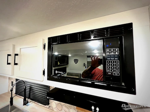 2025 Venture Sienna SA231VRK RV Photo 3