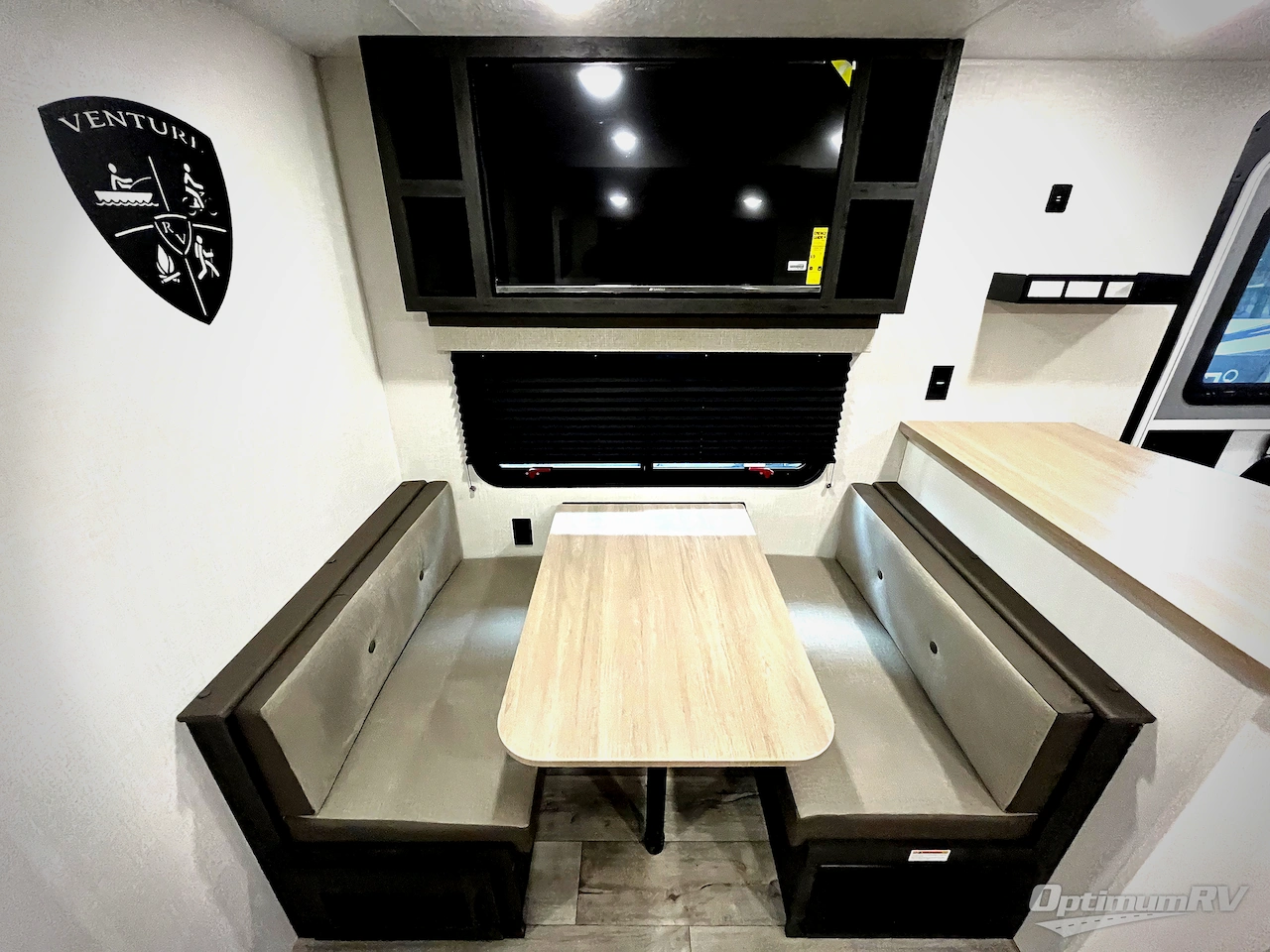 2025 Venture Sienna SA231VRK Photo 8