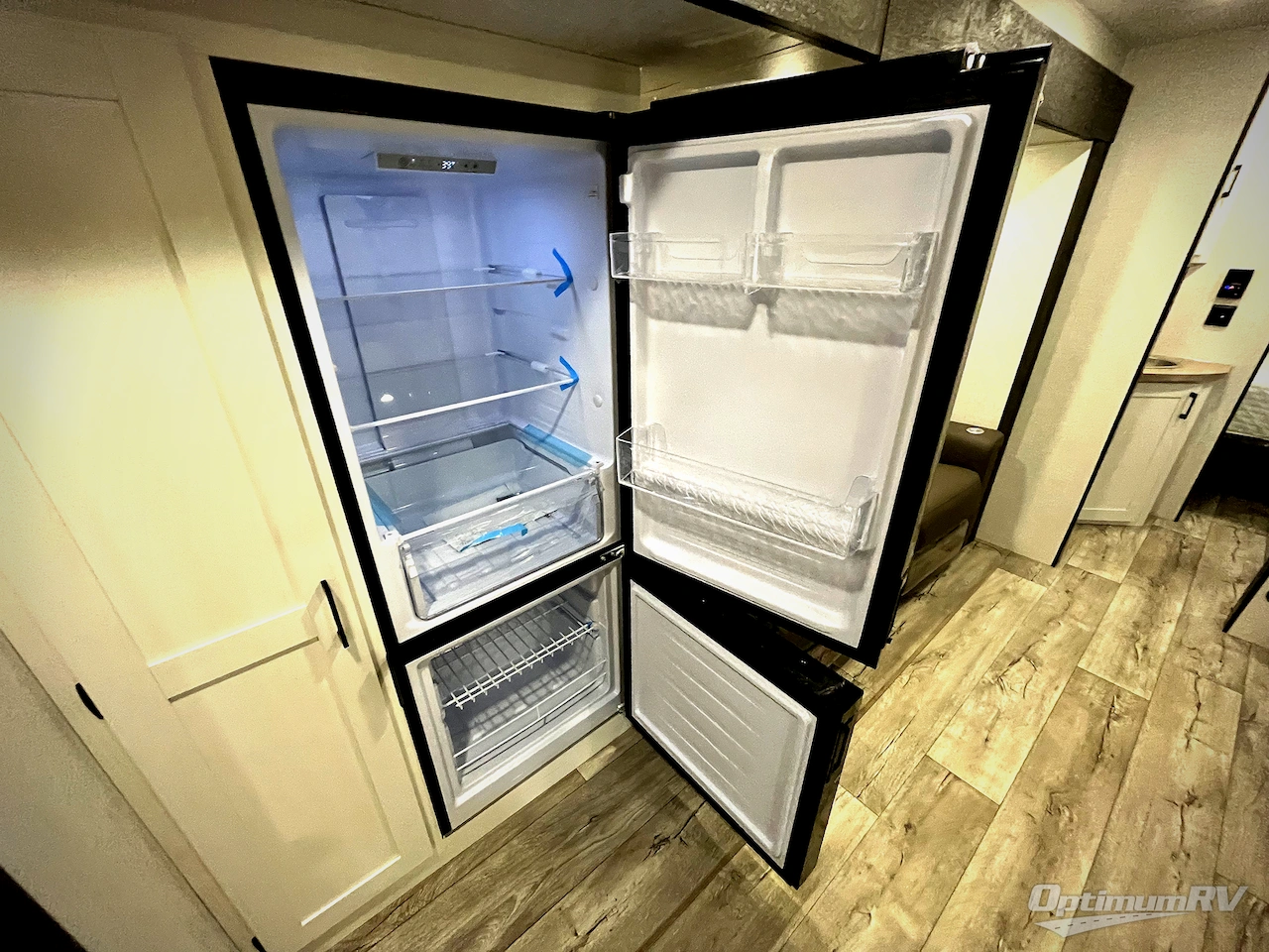 2025 Venture Sienna SA231VRK Photo 16