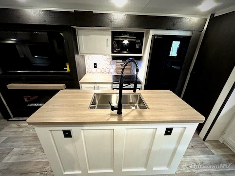 2025 Venture Sienna SA293VIK RV Photo 2