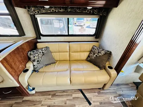 2019 Coachmen Mirada 34BH RV Photo 3