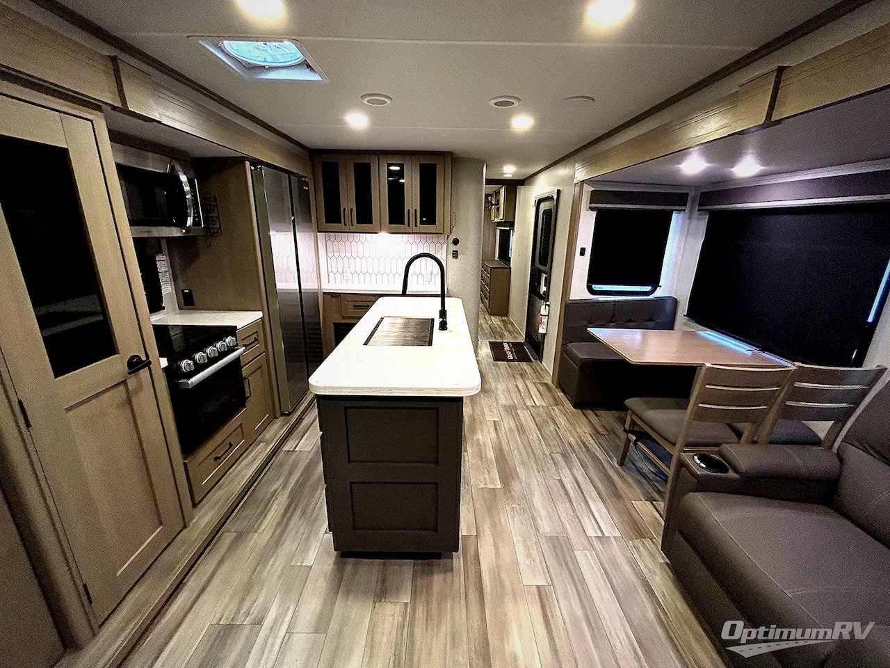 2024 Grand Design Reflection 315RLTS Photo 4