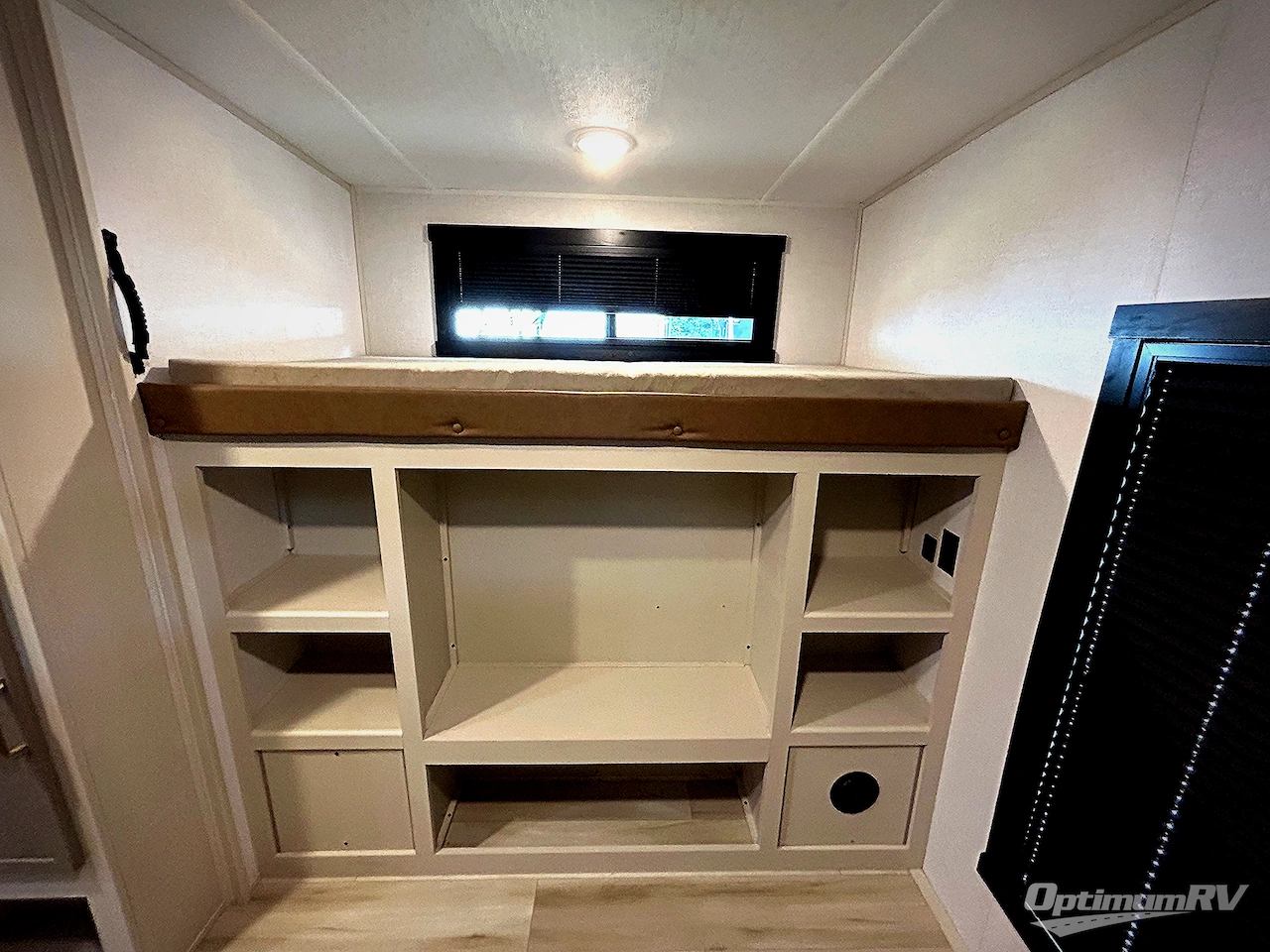 2025 Forest River Wildwood Heritage Glen 314BUD Photo 17