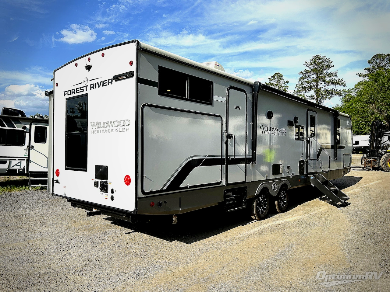 2025 Forest River Wildwood Heritage Glen 314BUD Photo 2