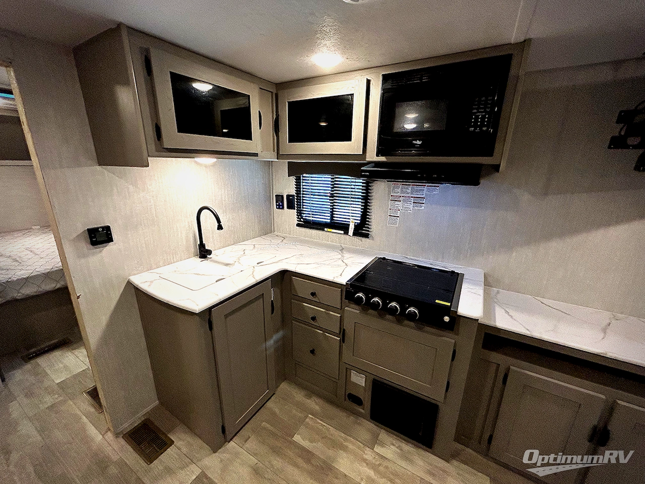 2025 Forest River Viking 6K Series 262BHS Photo 5