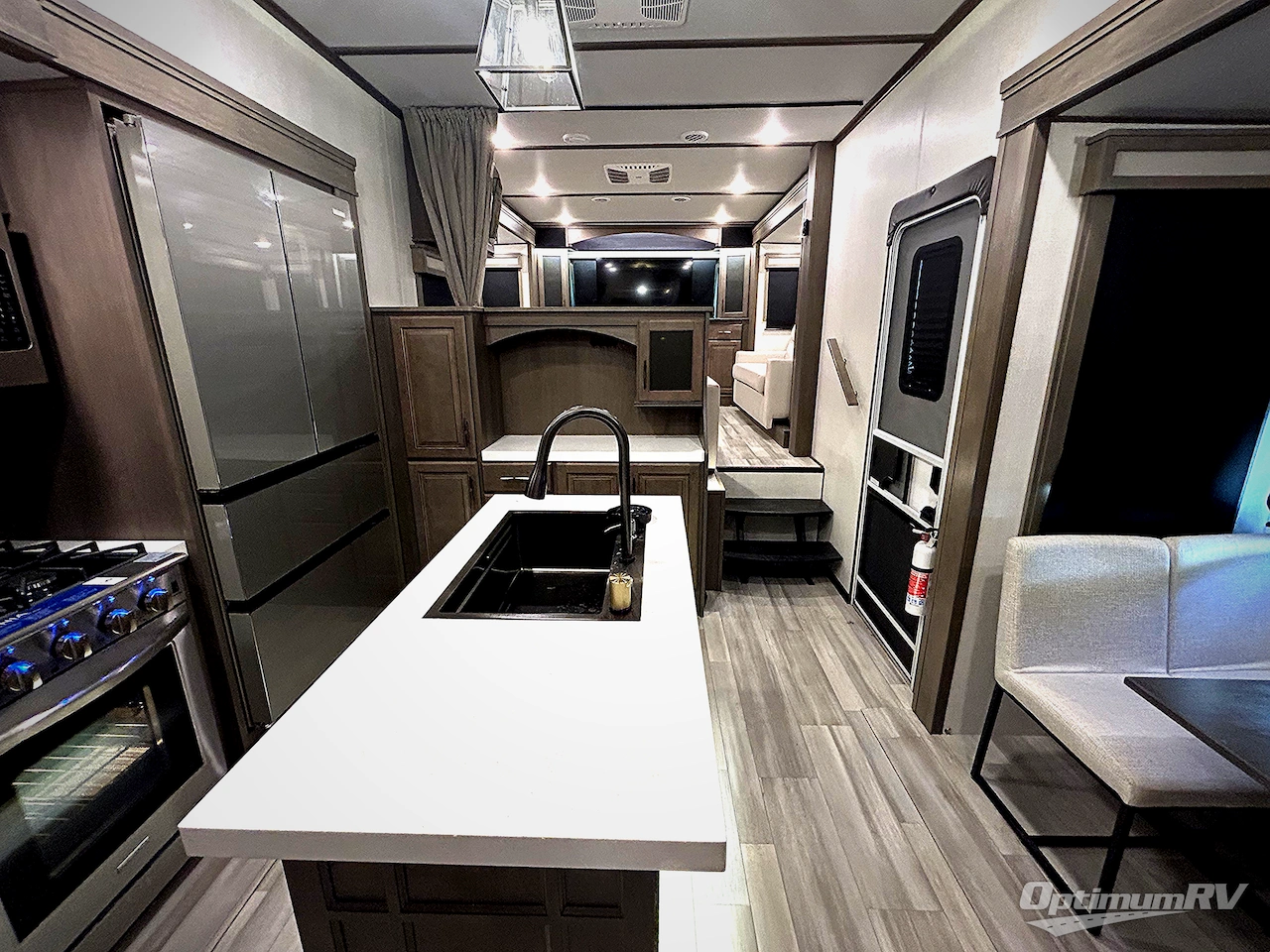 2024 Grand Design Solitude 380FL Photo 5