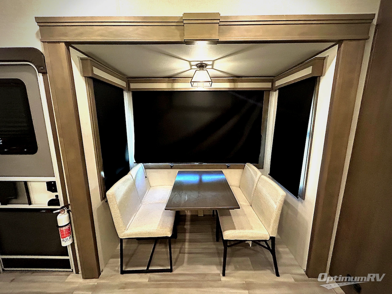 2024 Grand Design Solitude 380FL Photo 15