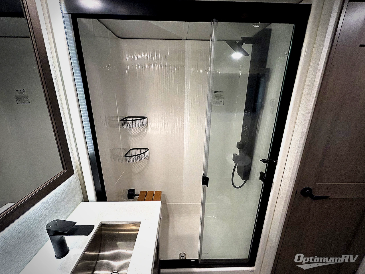 2024 Grand Design Solitude 380FL Photo 22