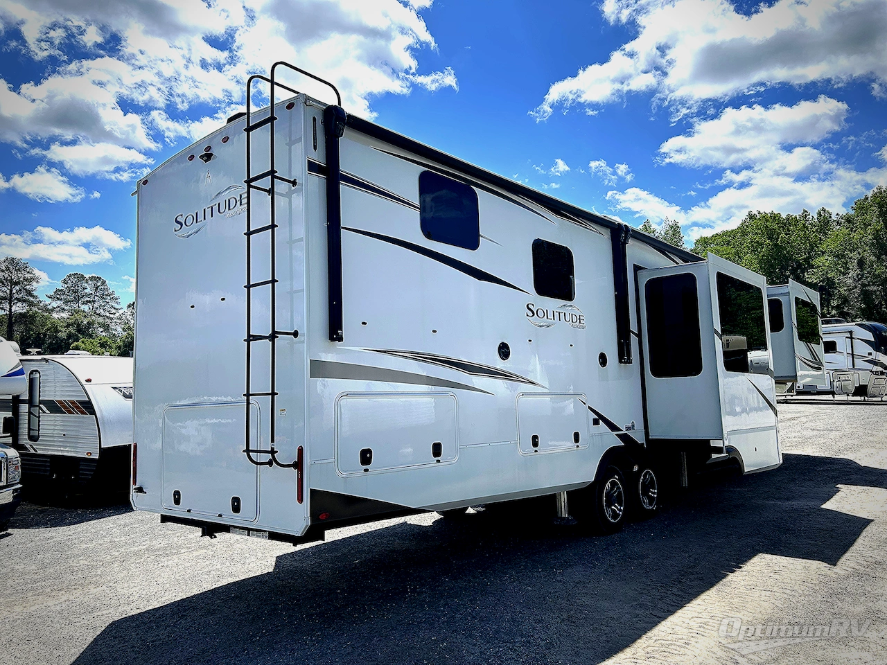 2024 Grand Design Solitude 380FL Photo 2