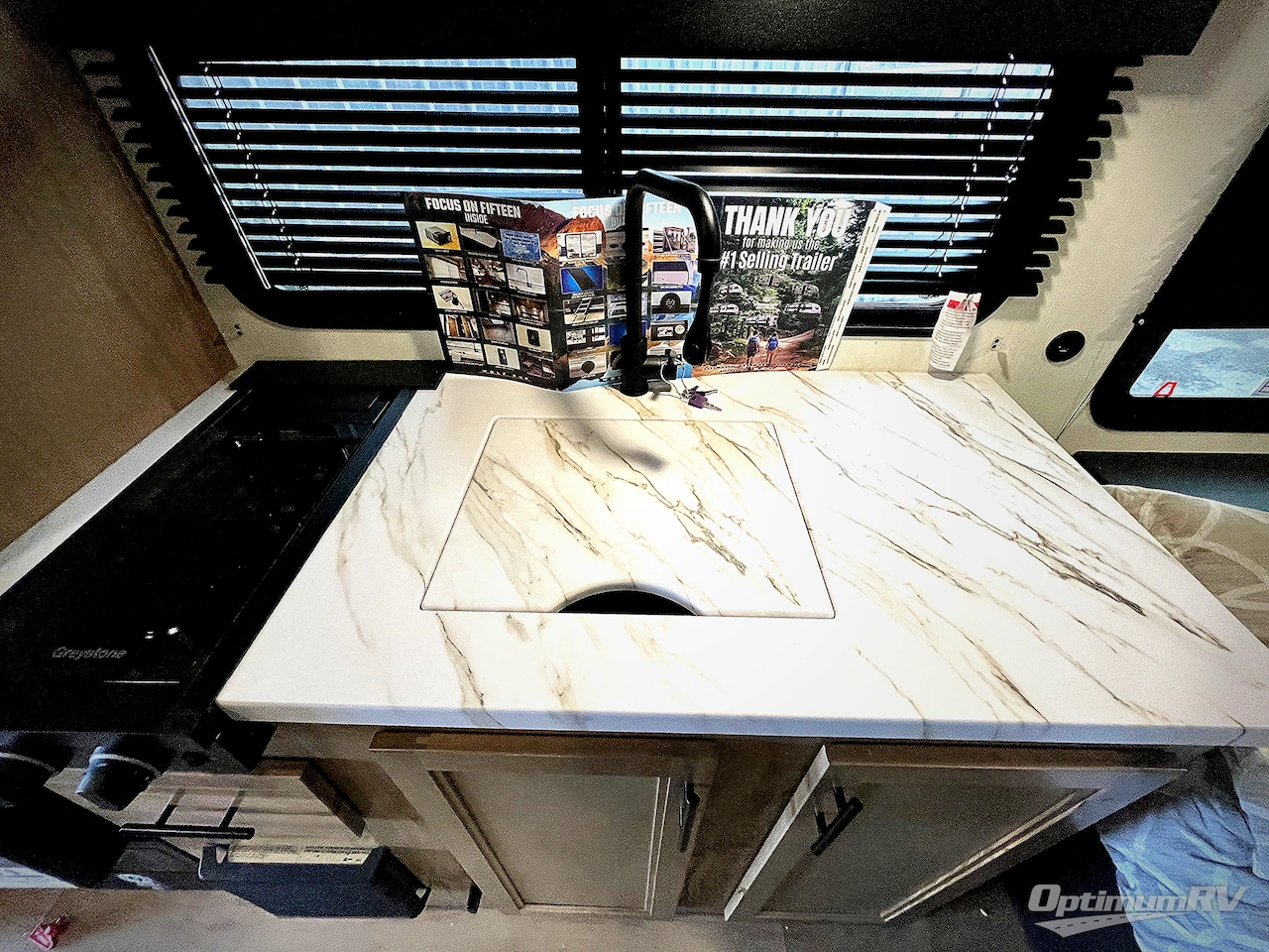 2025 Forest River Cherokee Wolf Pup 14CCW Photo 10