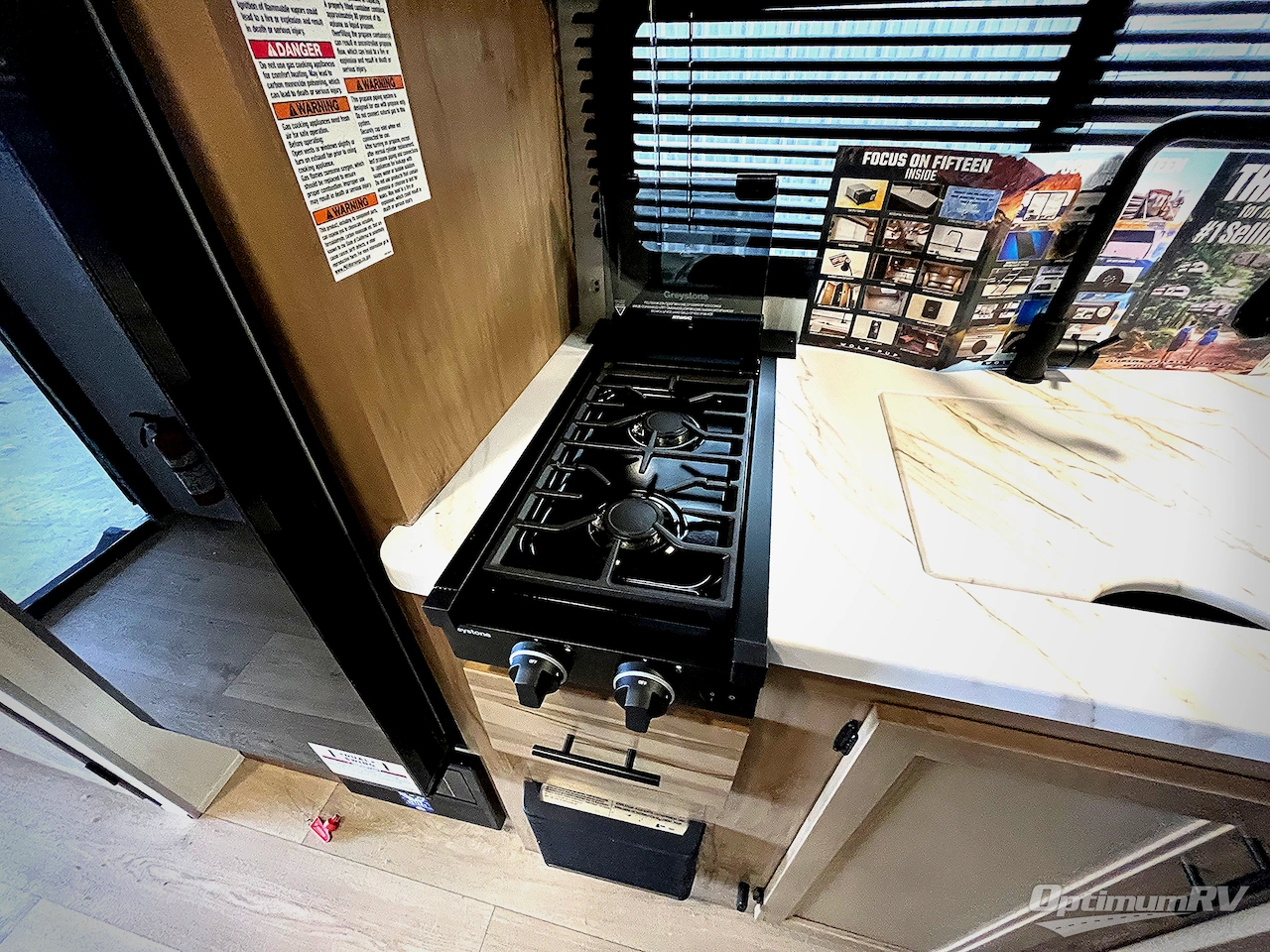 2025 Forest River Cherokee Wolf Pup 14CCW Photo 12