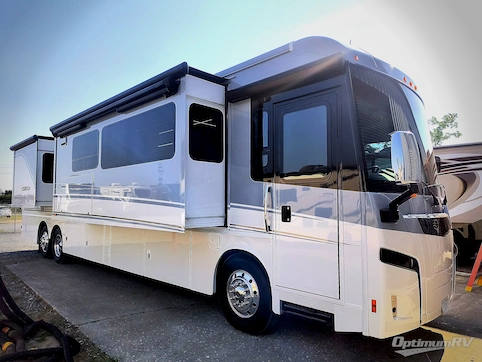 Used 2020 Winnebago Horizon 42Q Featured Photo