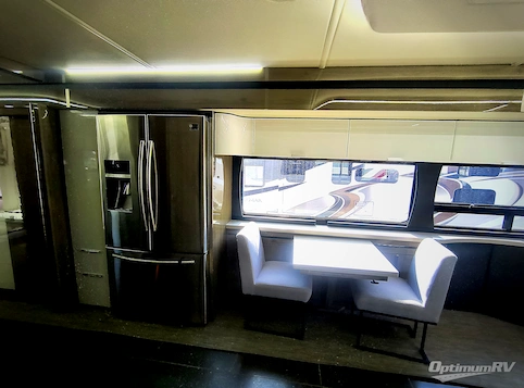 2020 Winnebago Horizon 42Q RV Photo 3