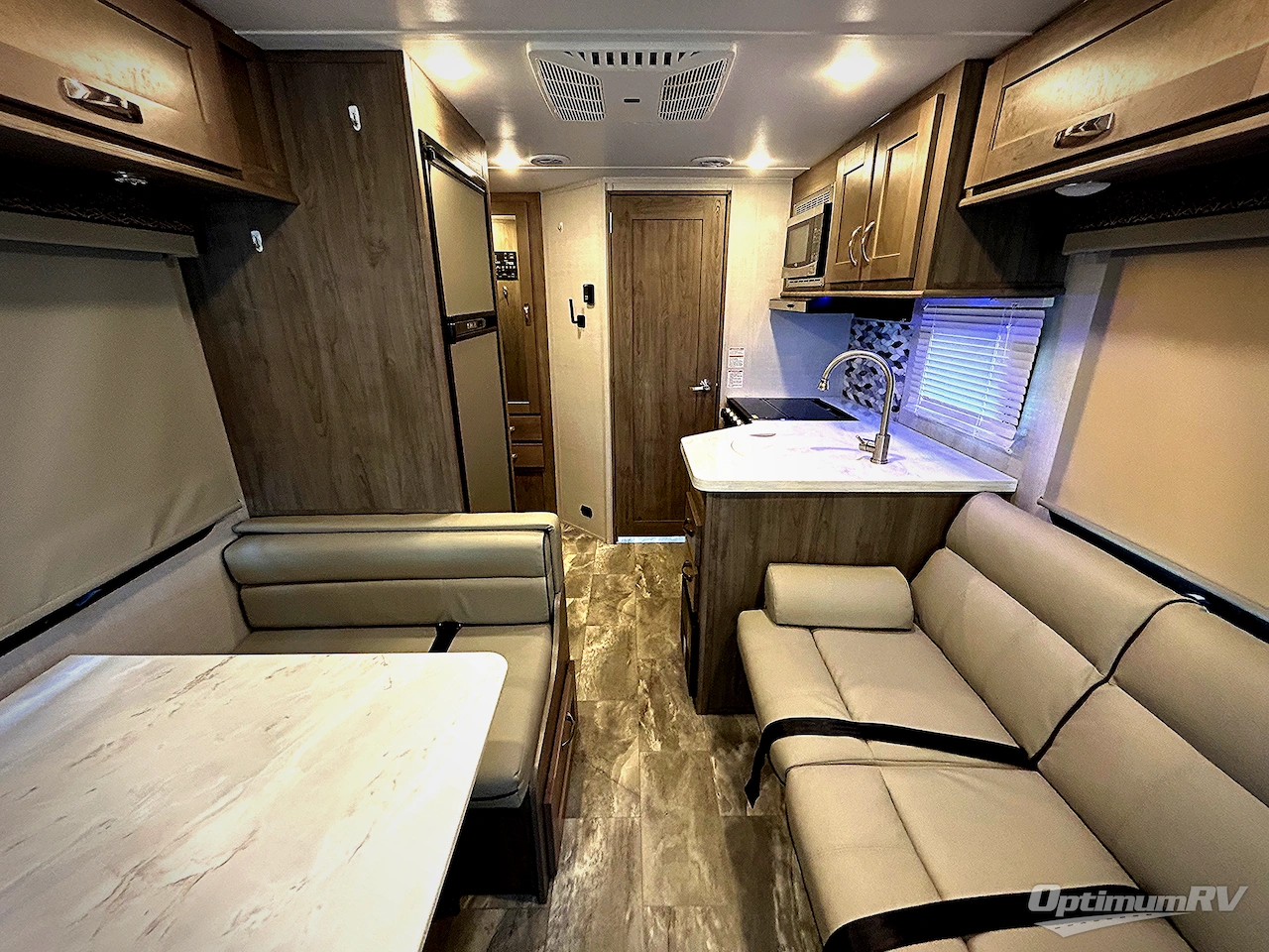 2024 Gulf Stream Yellowstone 5210 Photo 3