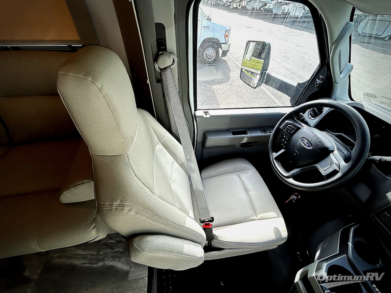 2024 Gulf Stream Yellowstone 5210 Photo 6