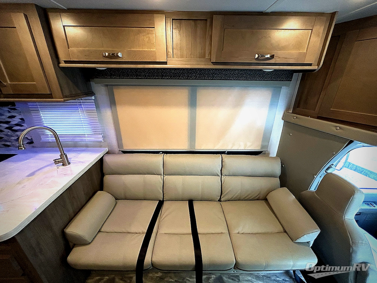 2024 Gulf Stream Yellowstone 5210 Photo 12