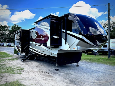 Used 2019 VanLeigh Beacon 39RLB Featured Photo