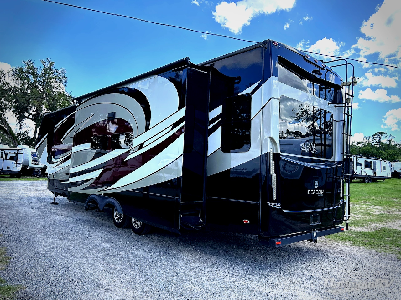 2019 VanLeigh Beacon 39RLB Photo 3