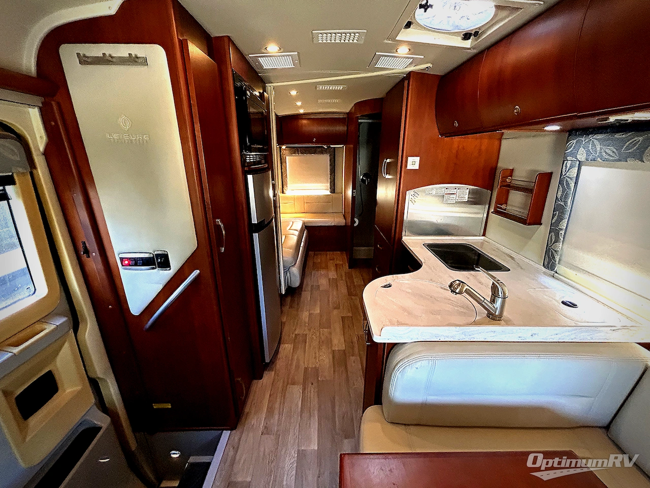 2014 Leisure Travel Serenity 24CB Photo 5