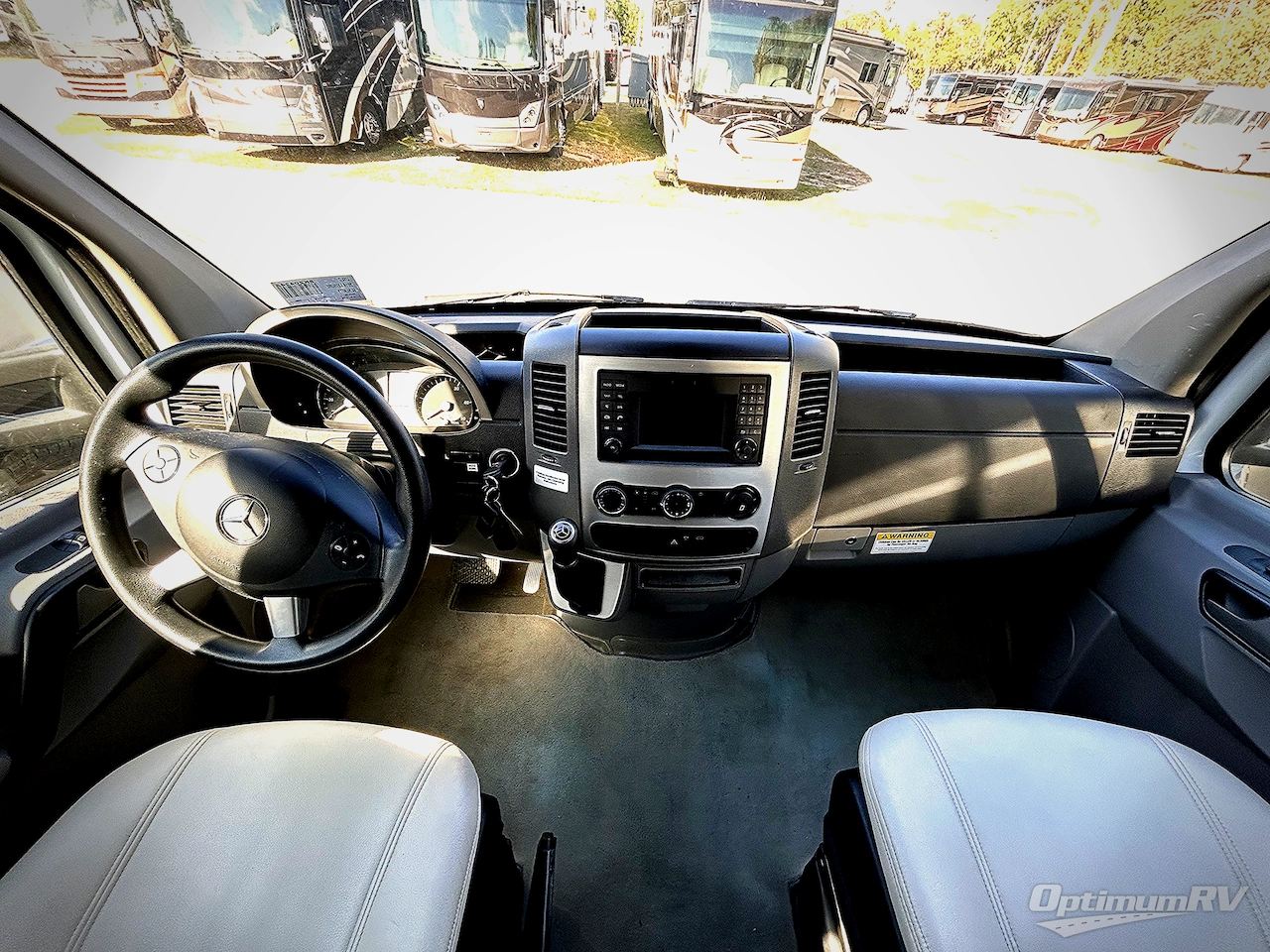 2014 Leisure Travel Serenity 24CB Photo 4