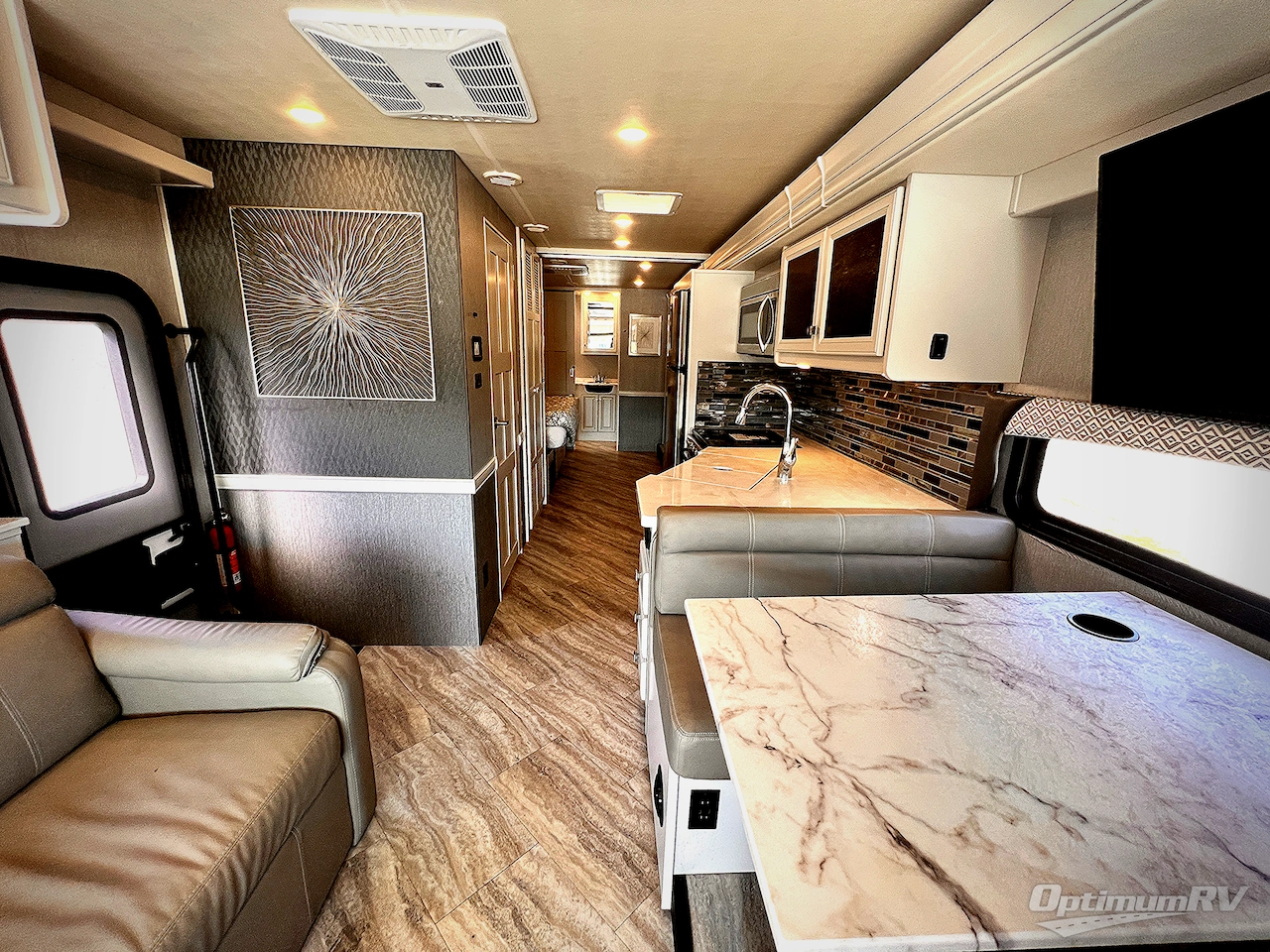 2021 Fleetwood Fortis 33HB Photo 4