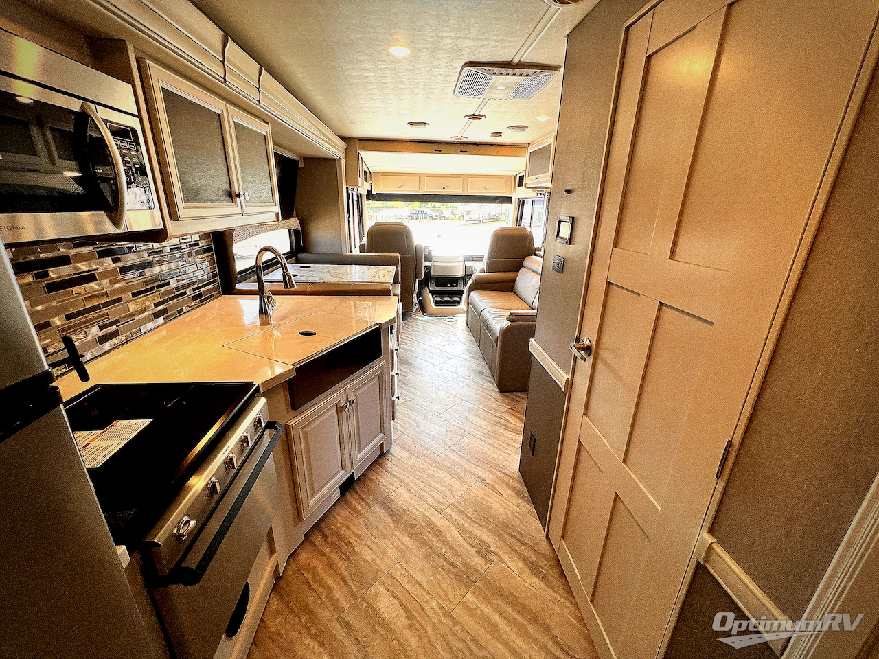 2021 Fleetwood Fortis 33HB Photo 5